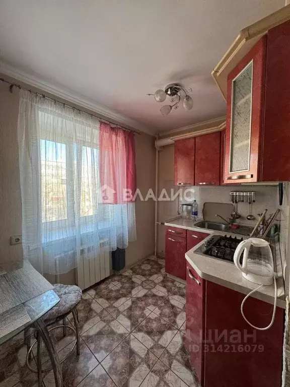 3-к кв. Калужская область, Обнинск ул. Курчатова, 17 (57.5 м) - Фото 0
