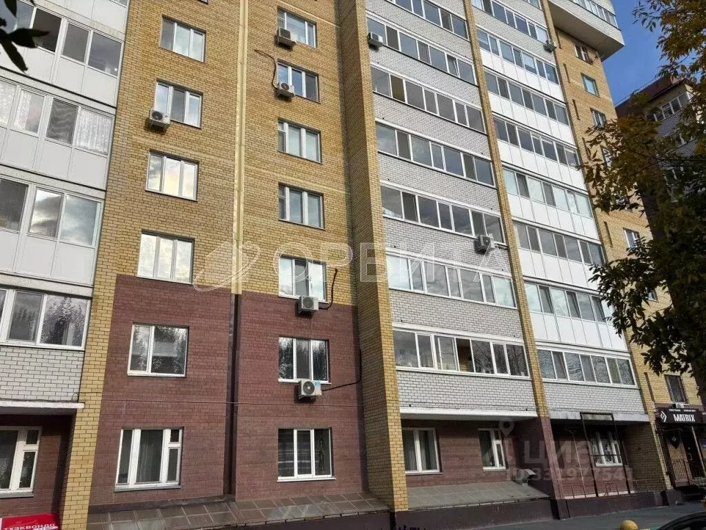 2-к кв. Тюменская область, Тюмень Интернациональная ул., 140 (67.7 м) - Фото 1