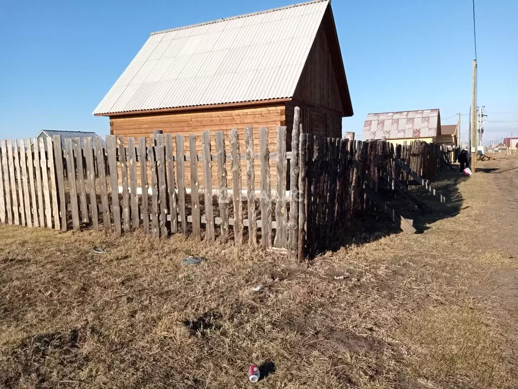 Дом в Бурятия, Иволгинский район, Нижнеиволгинское с/пос, Хойтобэе у. ... - Фото 1