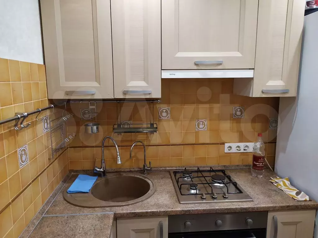 1-к. квартира, 35 м, 6/9 эт. - Фото 0