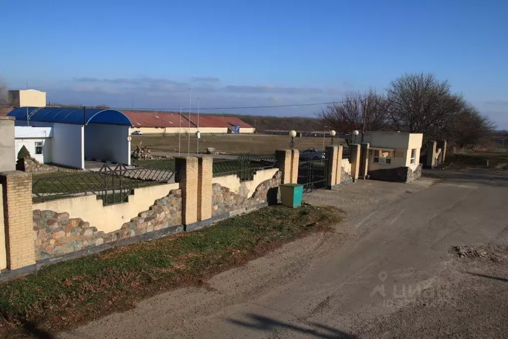 Помещение свободного назначения в Ставропольский край, Изобильненский ... - Фото 2