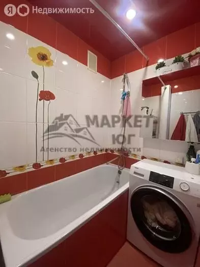 3-комнатная квартира: Абинск, улица Серова, 42 (60.9 м) - Фото 0