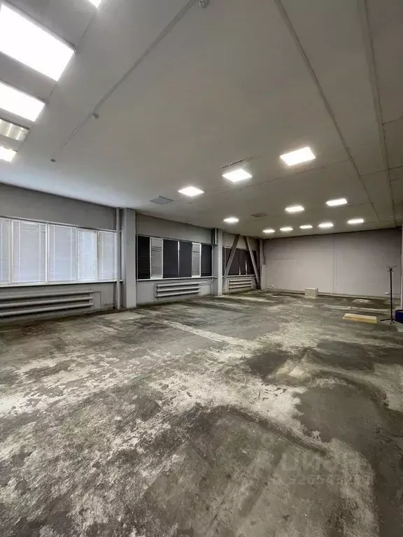 Производственное помещение в Санкт-Петербург ул. Оптиков, 4 (165 м) - Фото 1