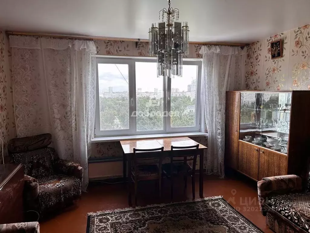 3-к кв. Свердловская область, Екатеринбург ул. Академика Бардина, 37 ... - Фото 1