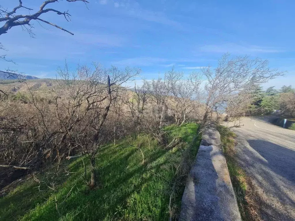 Участок в Крым, Алушта городской округ, пос. Семидворье, ... - Фото 0