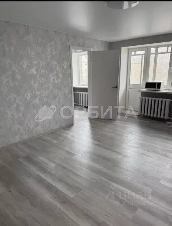 1-к кв. Тюменская область, Тюмень ул. Революции, 2 (45.7 м) - Фото 2