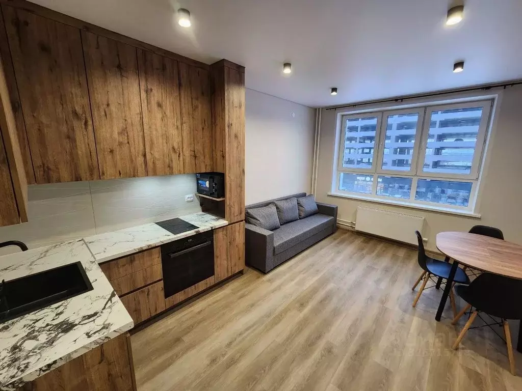 2-к кв. Красноярский край, Красноярск ул. Апрельская, 9А (50.0 м) - Фото 1