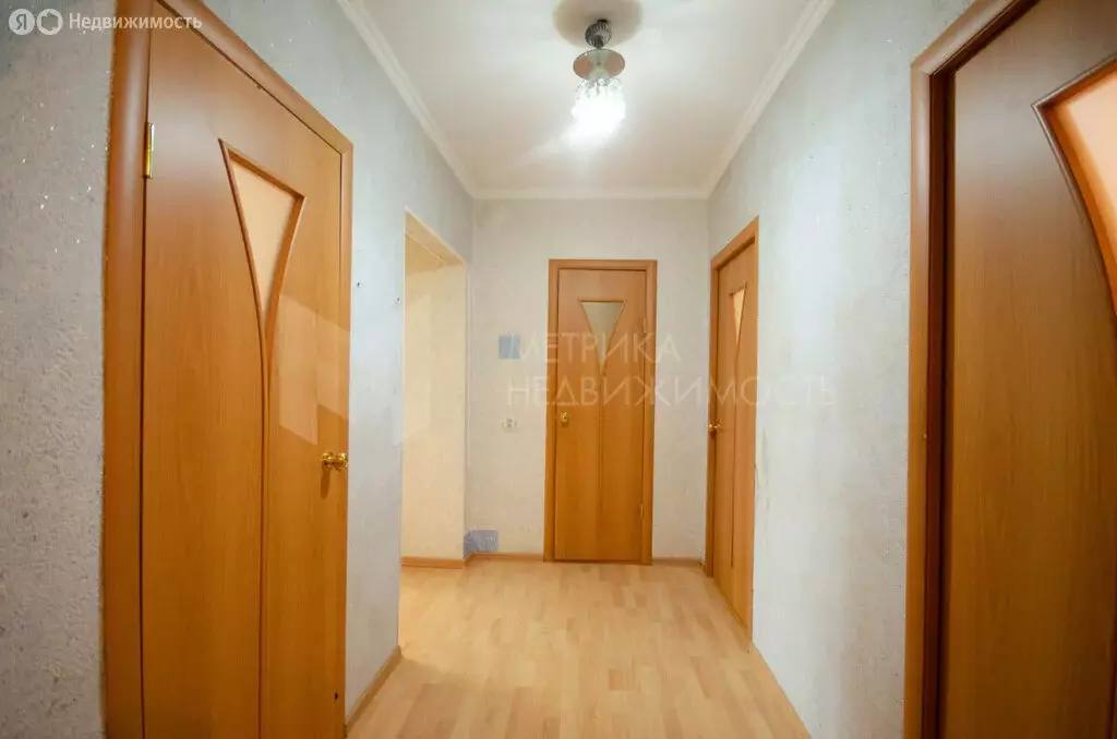 3-комнатная квартира: Заводоуковск, улица Королёва, 10 (58.5 м) - Фото 0
