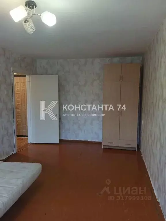 1-к кв. Челябинская область, Челябинск ул. Молодогвардейцев, 24 (30.3 ... - Фото 0