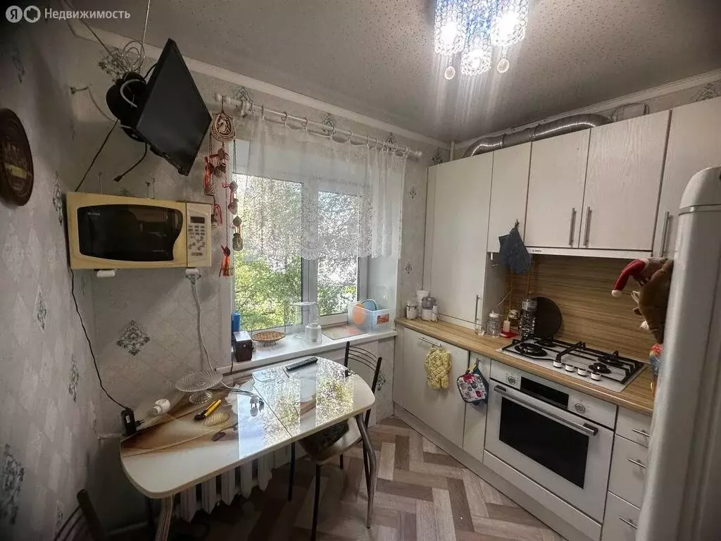 2-комнатная квартира: Малая Вишера, Лесная улица, 30 (42.6 м) - Фото 0