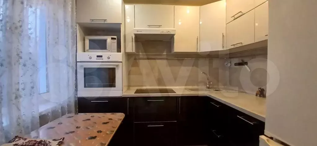 3-к. квартира, 60 м, 3/5 эт. - Фото 1