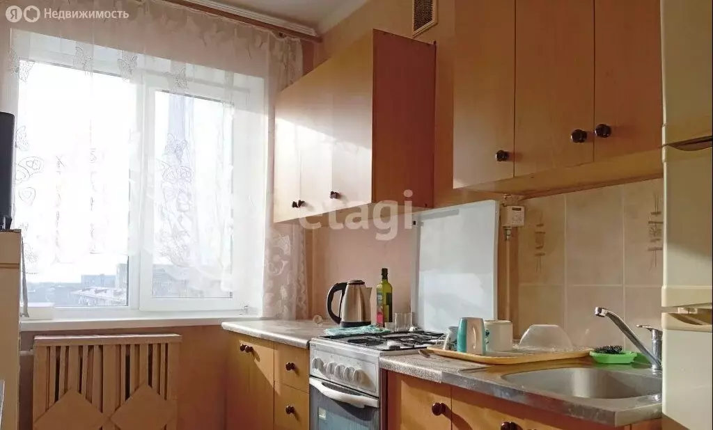 2-комнатная квартира: Омск, проспект Мира, 90 (49 м) - Фото 0