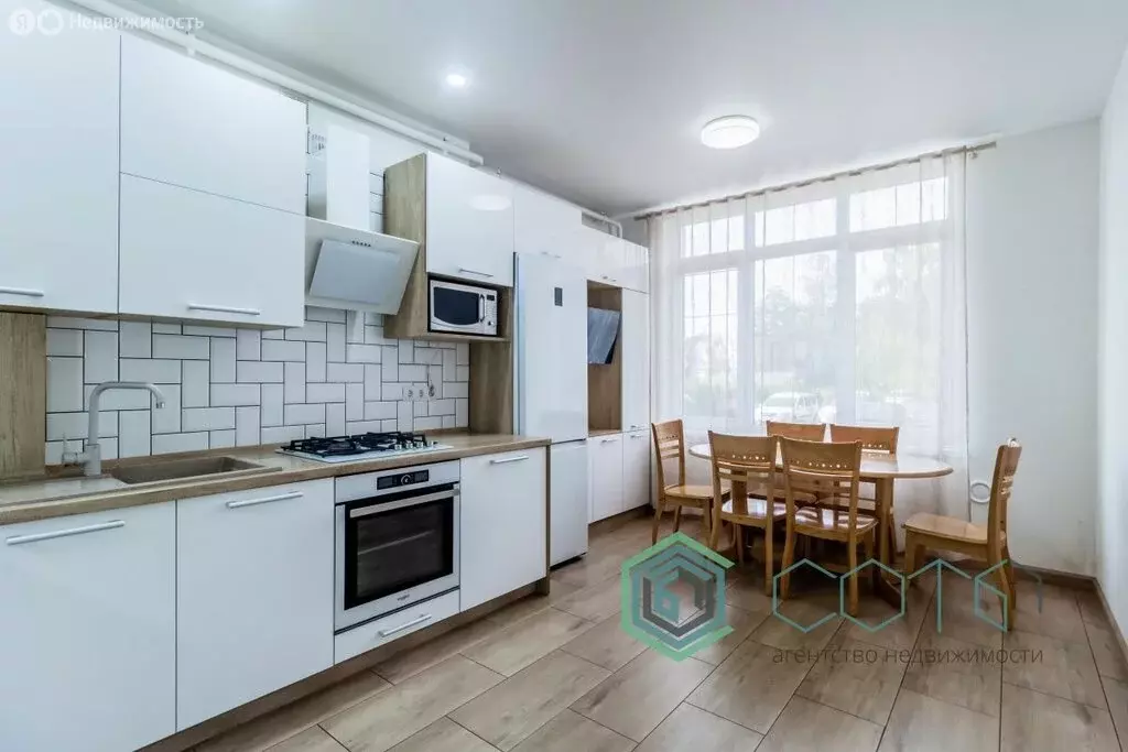 2-комнатная квартира: Гурьевск, Калининградское шоссе, 4Д (63 м) - Фото 1