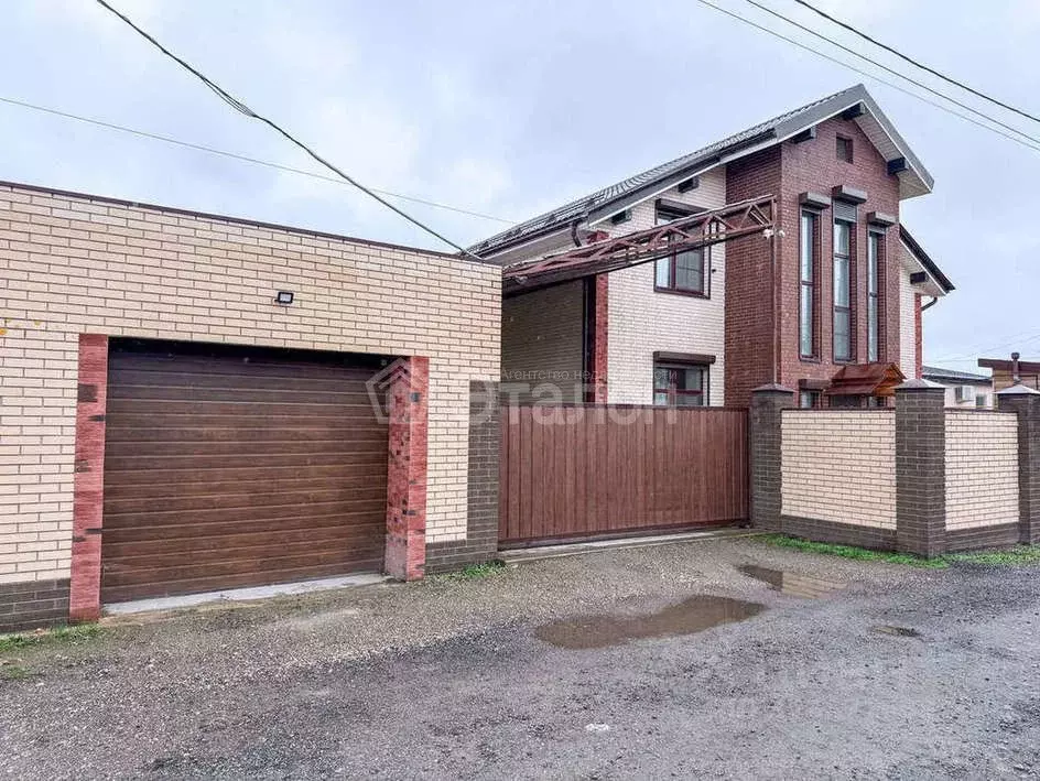 Дом в Волгоградская область, Городище рп ул. Дзержинского, 23А (350 м) - Фото 2