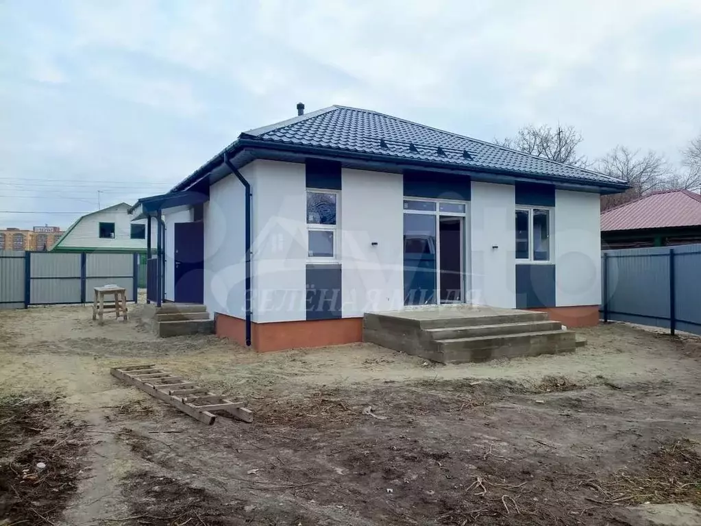 Дом 100 м на участке 5,6 сот. - Фото 0