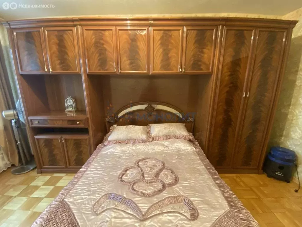 3-комнатная квартира: Нижний Новгород, улица Бориса Панина, 4 (61.5 м) - Фото 1