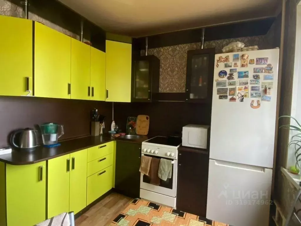 1-к кв. Белгородская область, Старый Оскол Конева мкр, 6А (33.0 м) - Фото 0