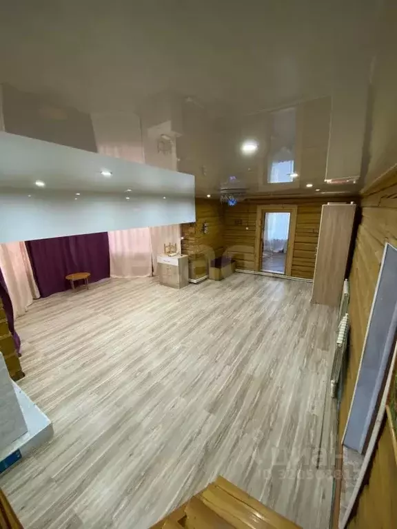 Дом в Саха (Якутия), Покровск ул. Братьев Ксенофонтовых, 94 (120 м) - Фото 1