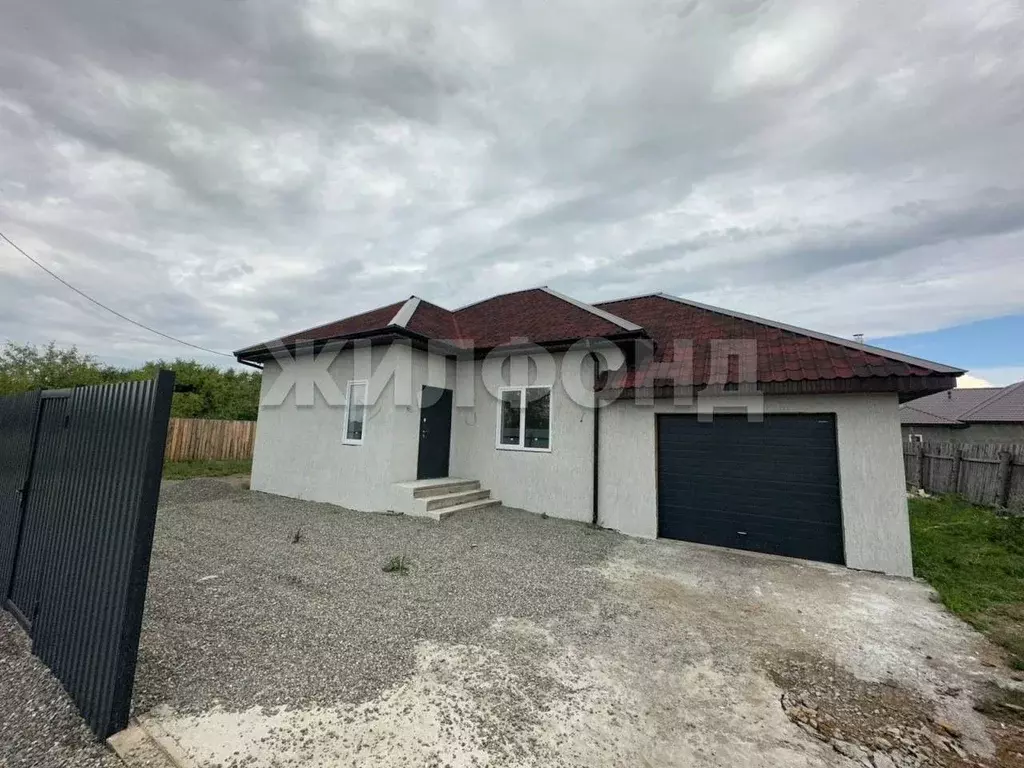 Дом в Хакасия, Усть-Абаканский район, д. Чапаево Лесная ул. (121 м) - Фото 1