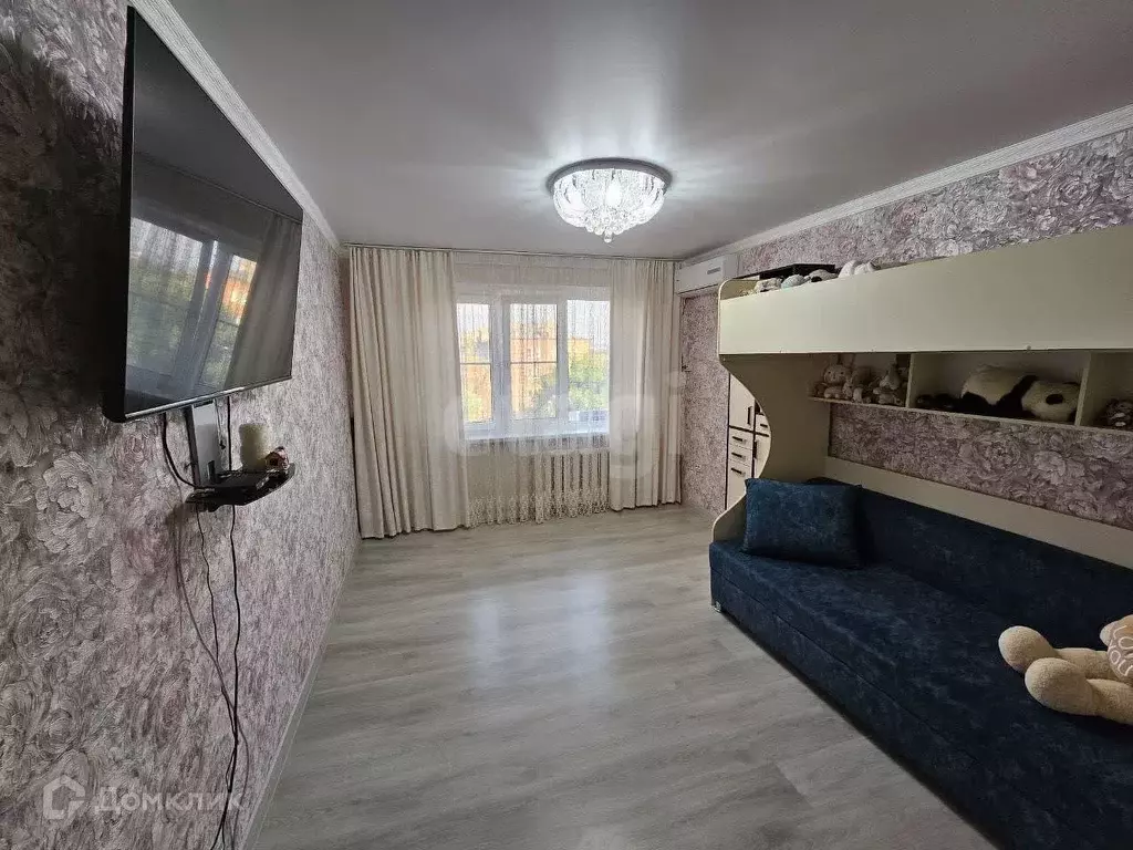 Продаётся 2-к квартира, 1 м - Фото 0