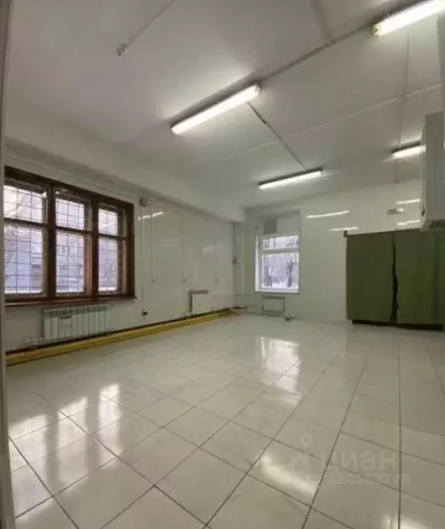 Помещение свободного назначения в Омская область, Омск ул. 27-я ... - Фото 1