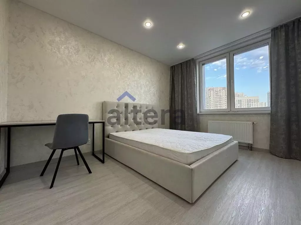 2-к кв. Татарстан, Казань ул. Аделя Кутуя, 100 (60.0 м) - Фото 1