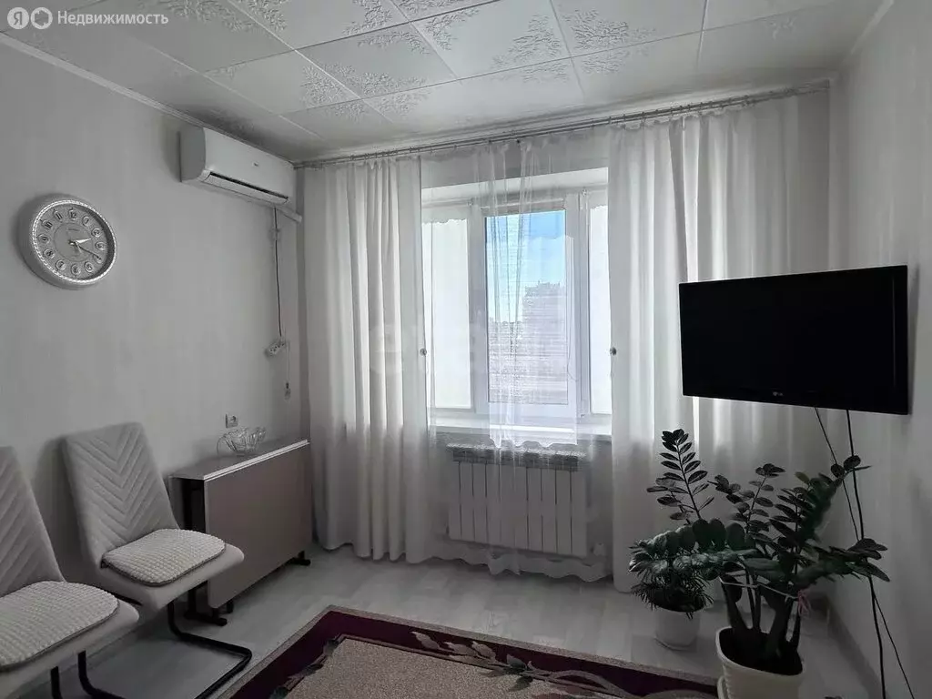 3-комнатная квартира: Саратов, Рабочая улица, 90/104 (56 м) - Фото 1