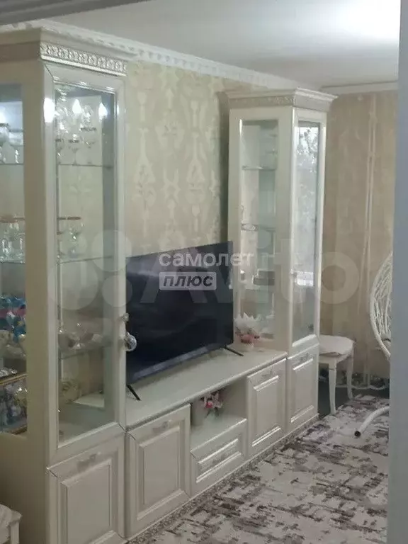 2-к. квартира, 60 м, 2/5 эт. - Фото 0