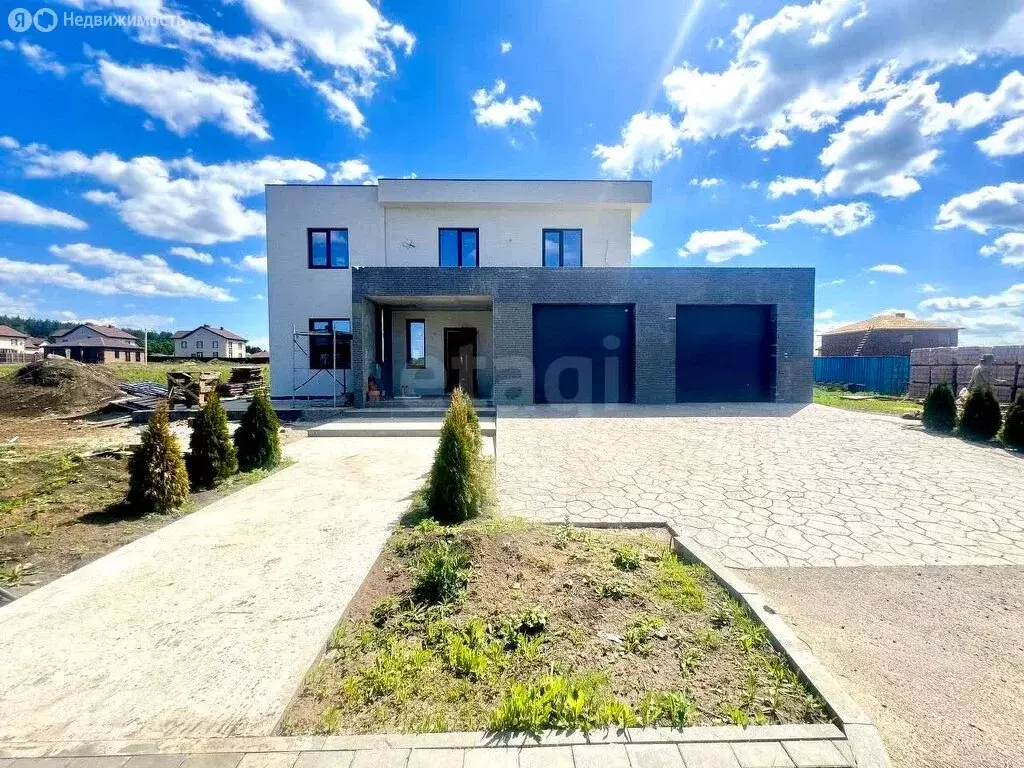 Дом в Пензенский район, Богословский сельсовет, село Малая Валяевка ... - Фото 0