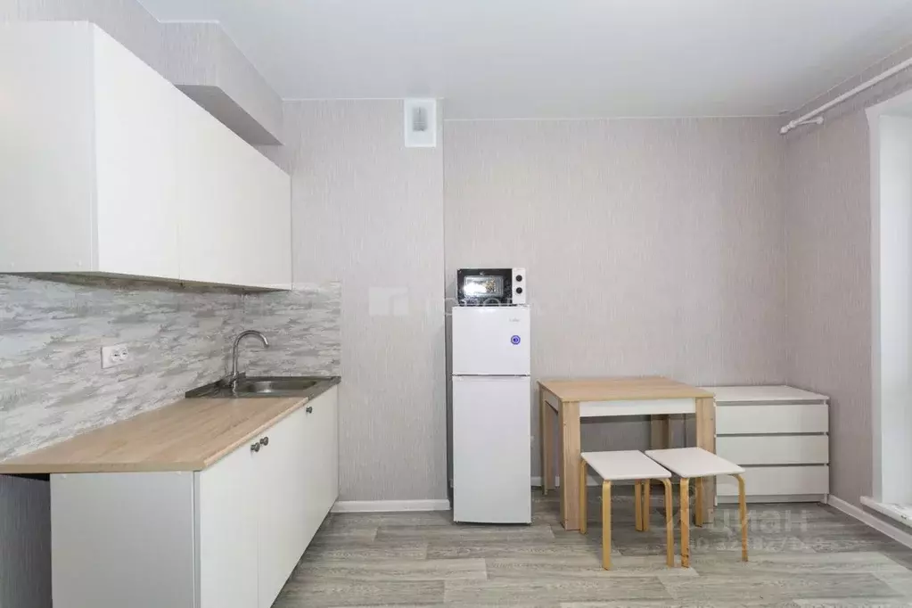 Студия Новосибирская область, Новосибирск Спортивная ул., 43 (25.0 м) - Фото 1