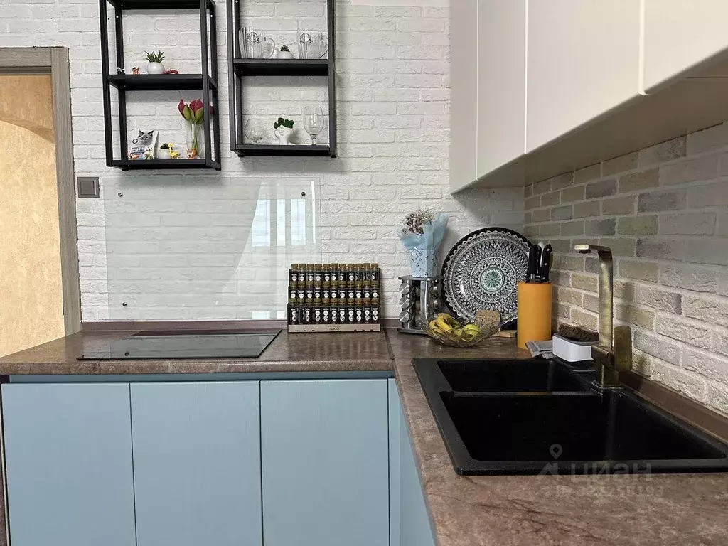 2-к кв. Воронежская область, Воронеж ул. Коренцова, 1 (60.0 м) - Фото 1