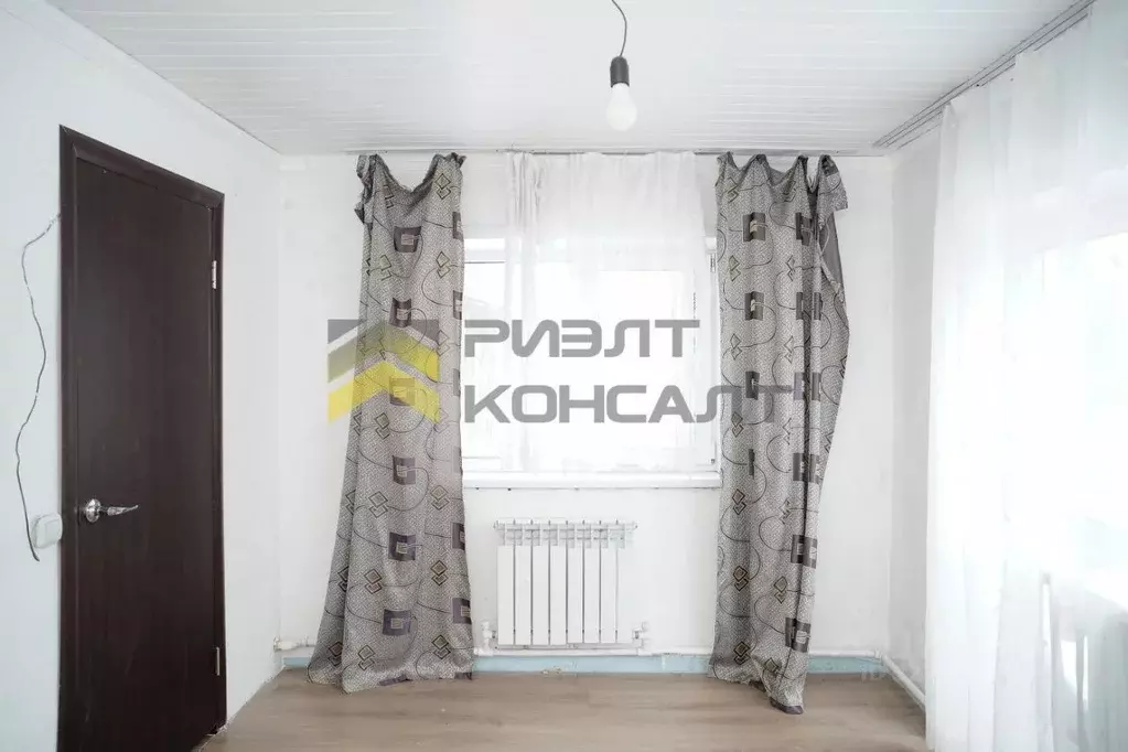 Дом в Омская область, Омск Порт-Артур мкр, ул. Луговая (42 м) - Фото 1