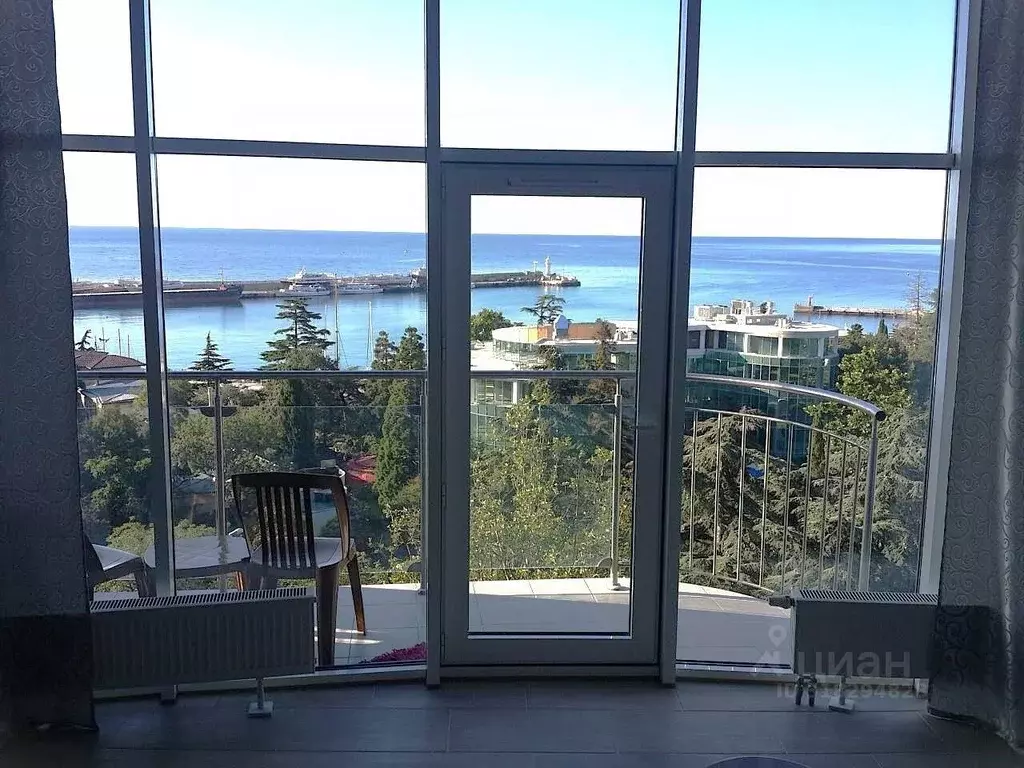 Студия Крым, Ялта ул. К. Маркса, 18А (63.0 м) - Фото 1