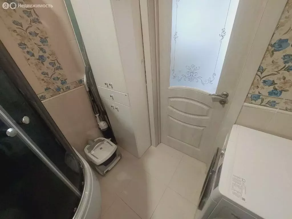 2-комнатная квартира: Пионерский, улица Стрелецкого, 13А (54 м) - Фото 0