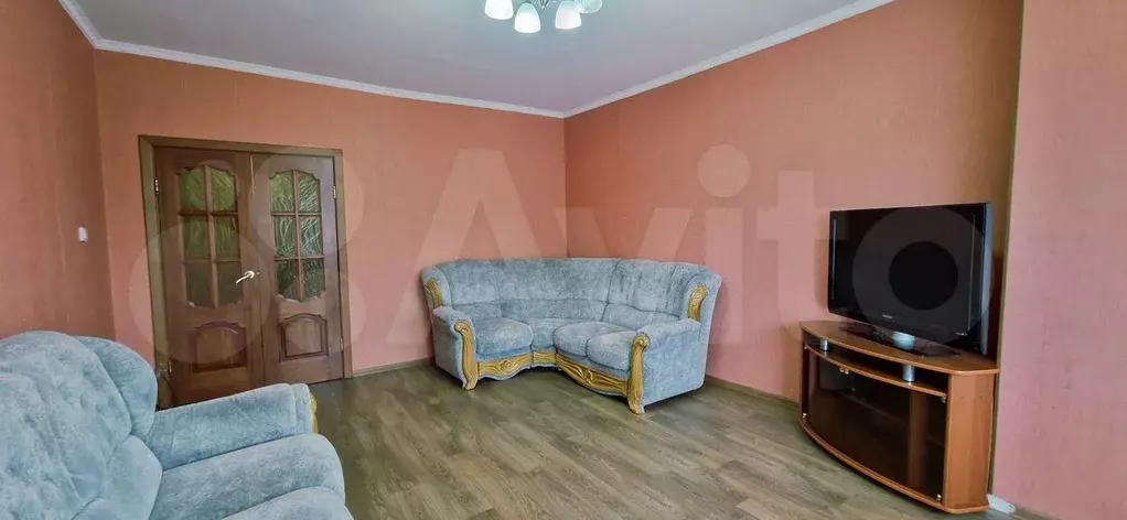 2-к. квартира, 60 м, 3/5 эт. - Фото 0