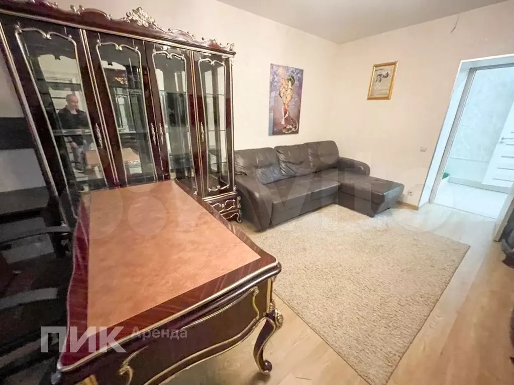 3-к. квартира, 77 м, 1/3 эт. - Фото 1