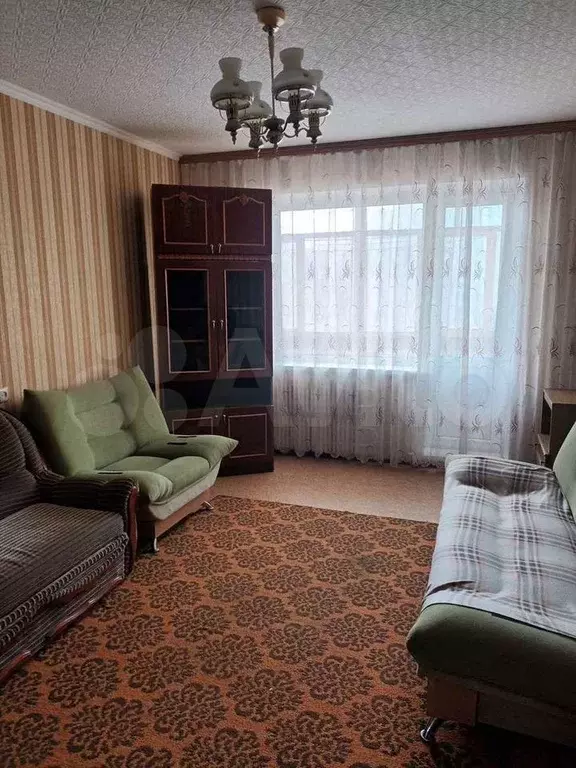 1-к. квартира, 39 м, 4/9 эт. - Фото 0