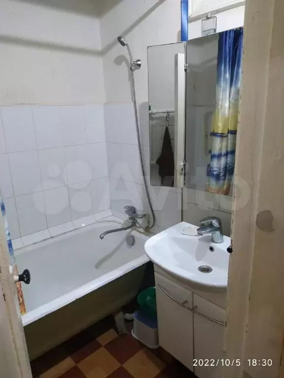 Комната 24 м в 2-к., 1/7 эт. - Фото 0