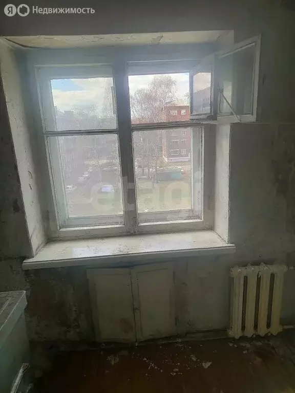 1-комнатная квартира: Прокопьевск, улица Петренко, 6 (30 м) - Фото 2