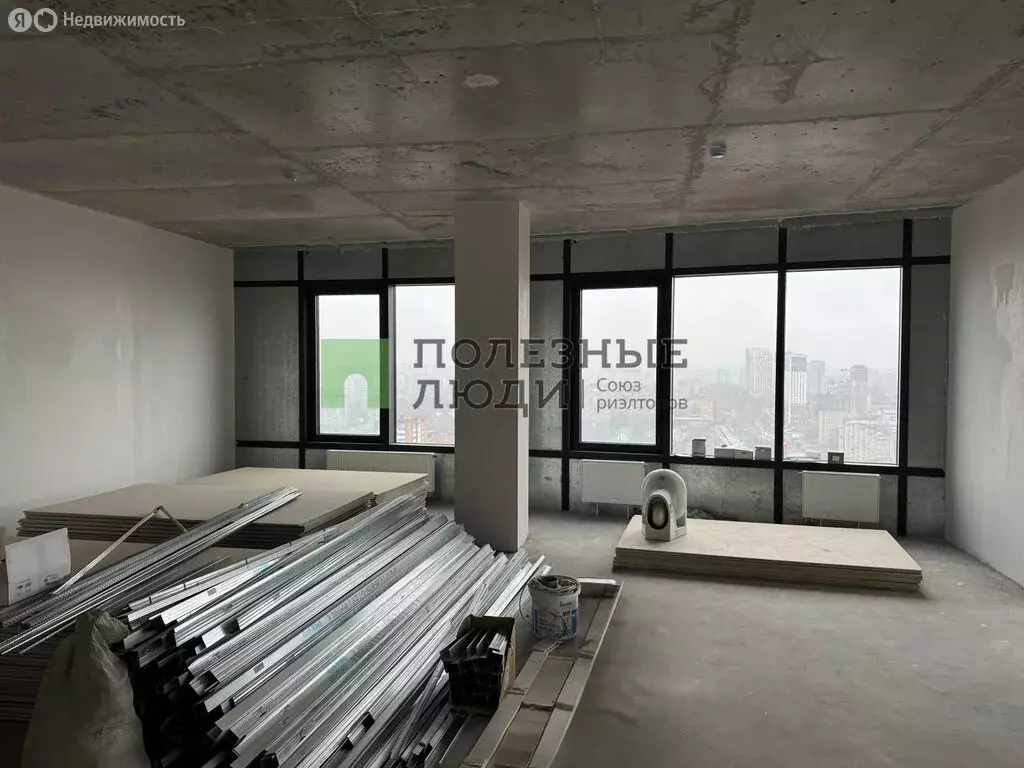 Квартира-студия: Ижевск, улица Карла Маркса, 259 (100.6 м) - Фото 2