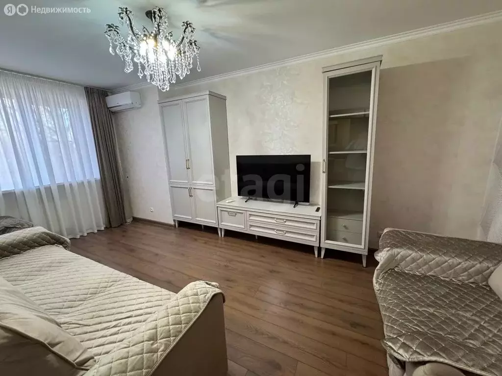 1-комнатная квартира: Владикавказ, улица Колка Кесаева, 137 (32 м) - Фото 0