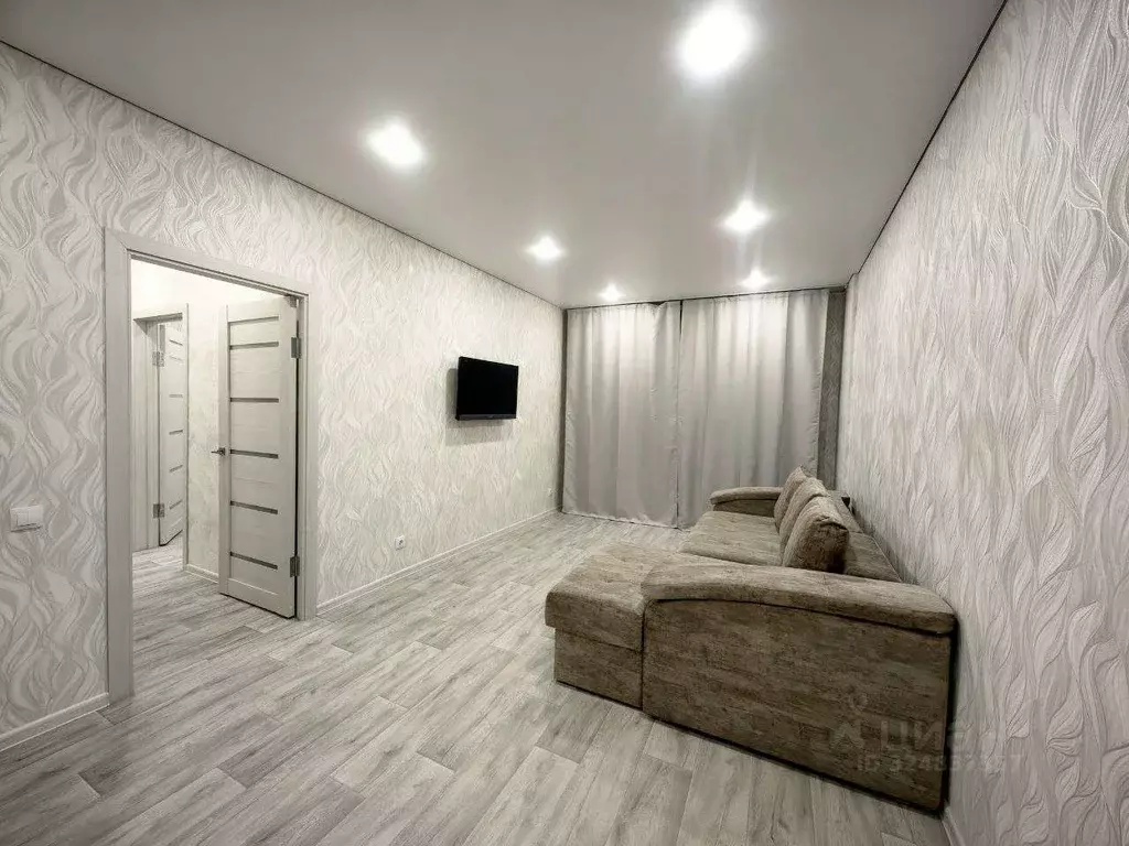 2-к кв. Белгородская область, Старый Оскол Садовые Кварталы мкр, 1 ... - Фото 2