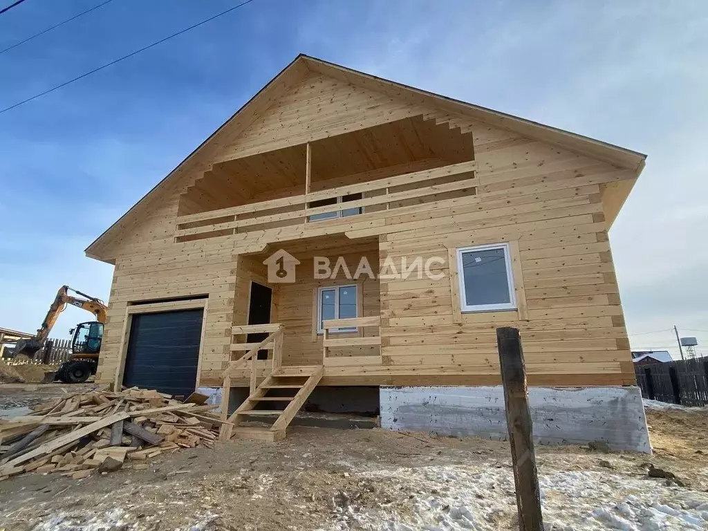 Дом в Бурятия, Тарбагатайский район, Саянтуйское с/пос, с. Нижний ... - Фото 1