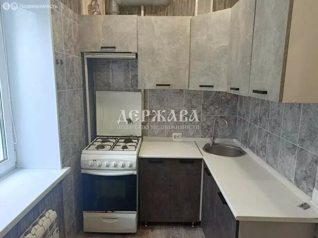 2-комнатная квартира: село Федосеевка, улица Натальи Лихачёвой, 37 ... - Фото 0