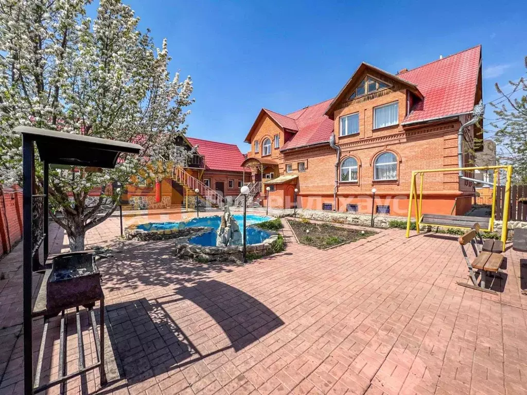 Дом в Новосибирская область, Обь ул. Дорожников, 23 (560 м) - Фото 2