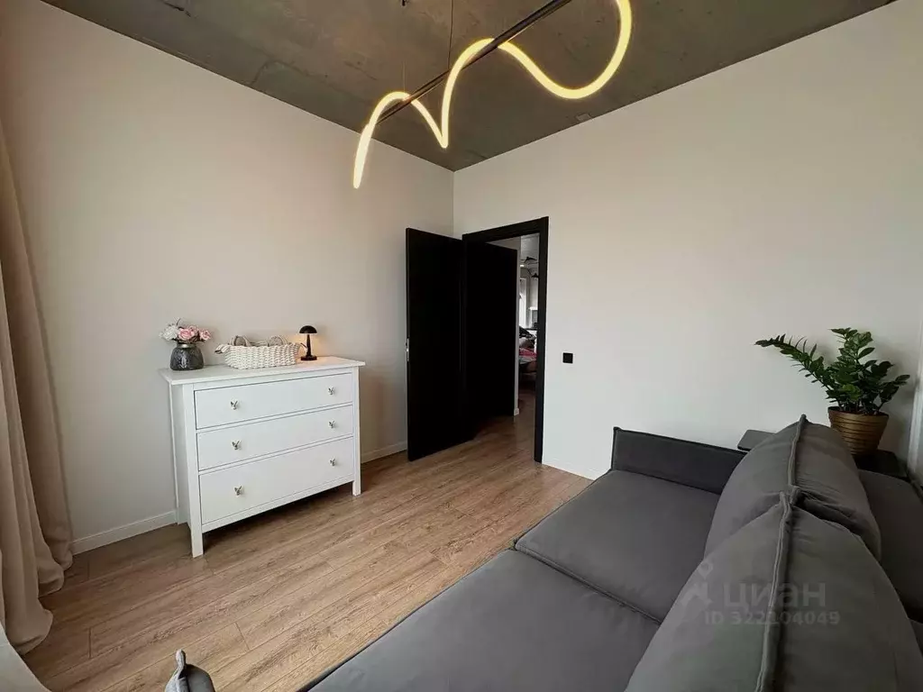 Свободной планировки кв. Свердловская область, Екатеринбург ул. ... - Фото 2