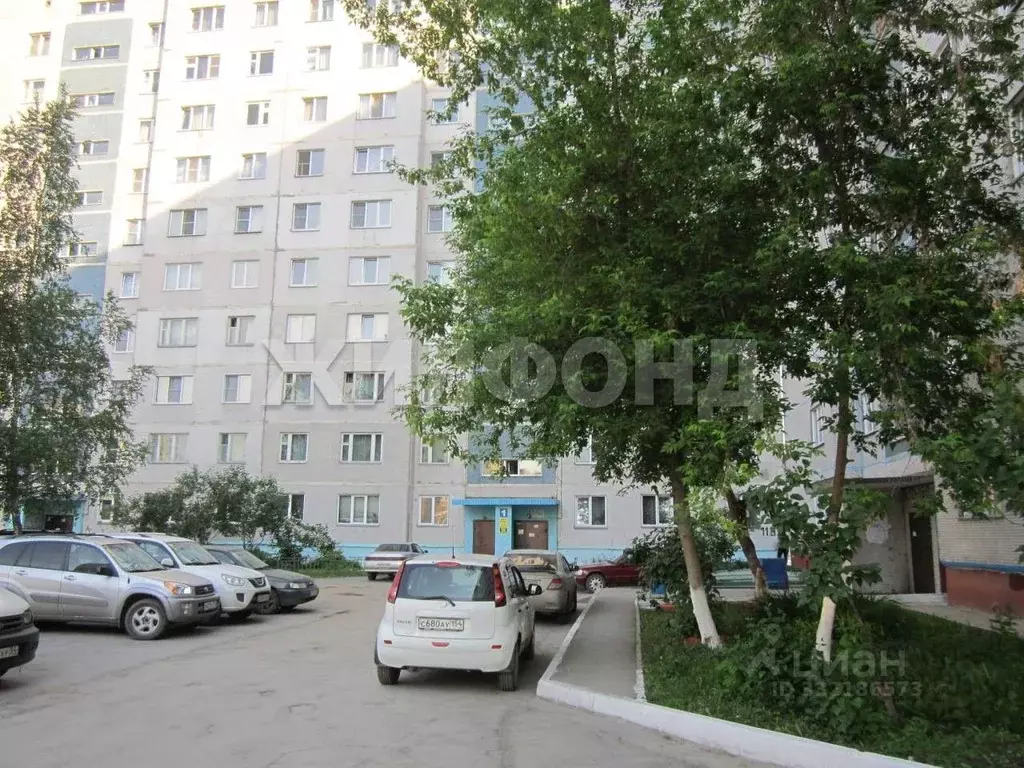 2-к кв. Новосибирская область, Бердск ул. Красная Сибирь, 118 (53.9 м) - Фото 1
