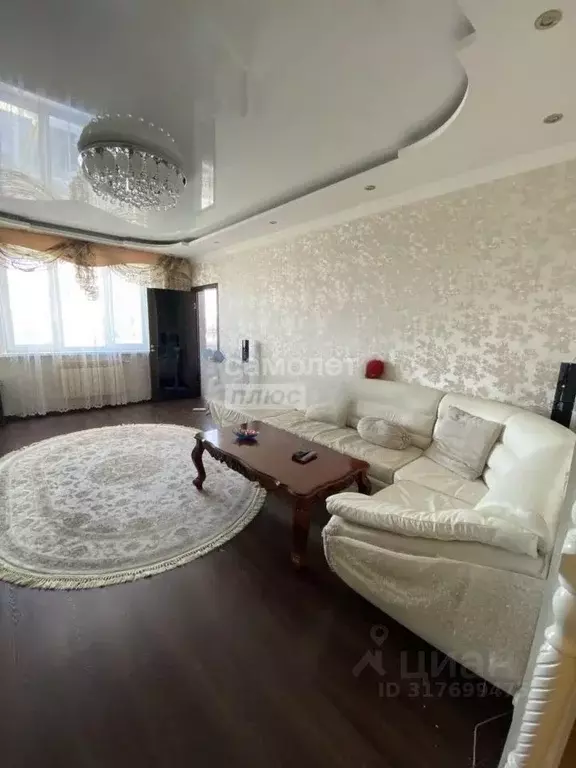 3-к кв. Ханты-Мансийский АО, Сургут ул. Чехова, 12 (70.0 м) - Фото 1