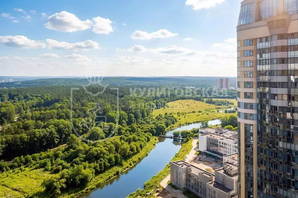 3-к кв. Свердловская область, Екатеринбург ул. Машинная, 1Бк1 (84.6 м) - Фото 2