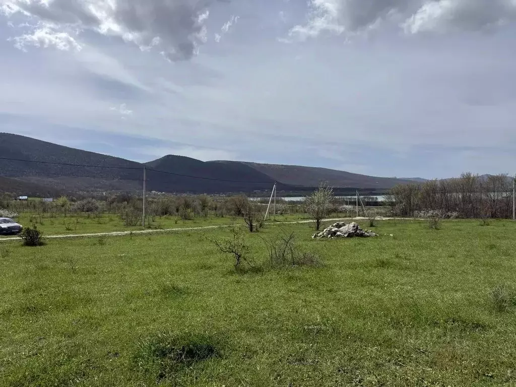 Участок в Севастополь с. Россошанка, ул. Байдарская, 15Б (20.0 сот.) - Фото 1